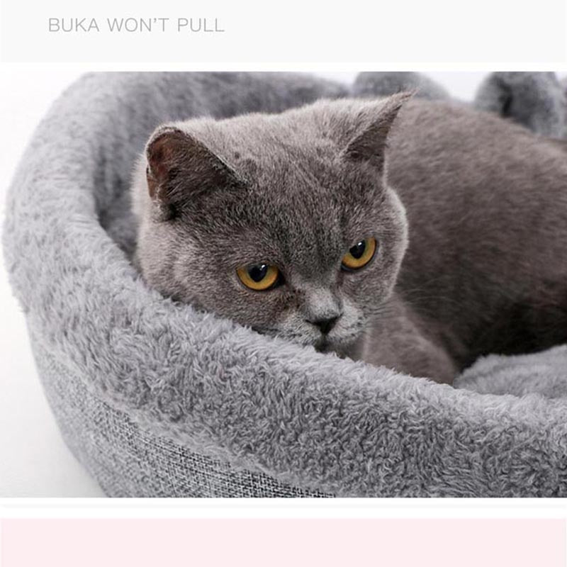 Funki Findz | Pet Beds | Cat Bed | Heart-shaped Cozy Cat Bed