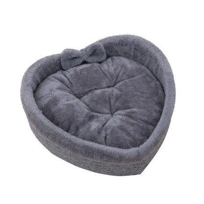 Funki Findz | Pet Beds | Cat Bed | Heart-shaped Cozy Cat Bed