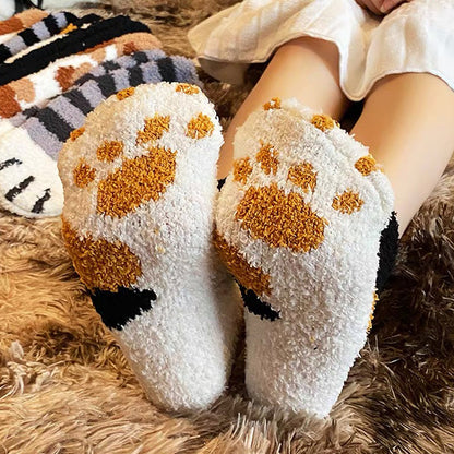 Funki Findz | Socks | Unisex Fuzzy Warm Paw Print Socks 6 Pcs