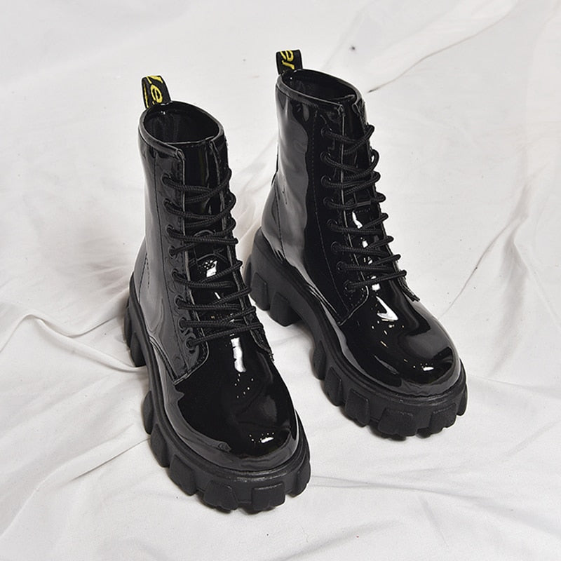 Funki Findz | Boots | Women's Black Ankle Boot | Chunky Heel