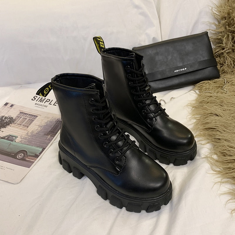 Funki Findz | Boots | Women's Black Ankle Boot | Chunky Heel