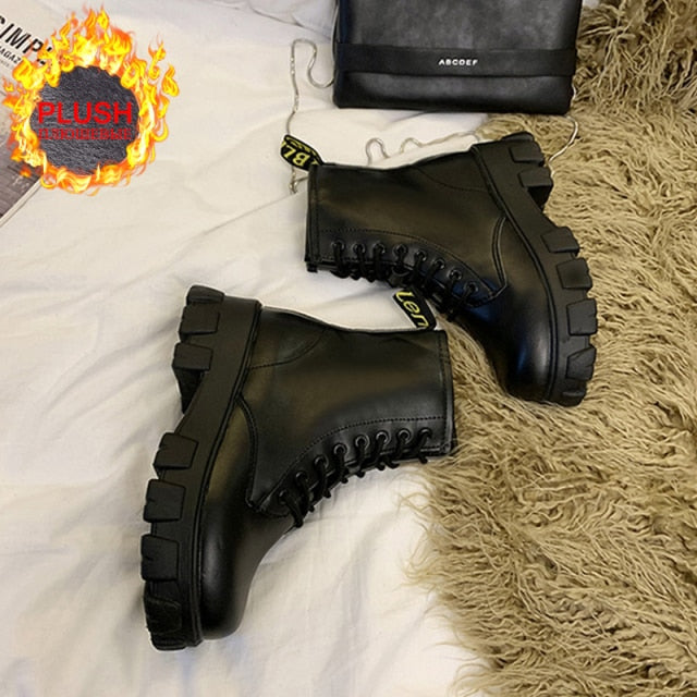 Funki Findz | Boots | Women's Black Ankle Boot | Chunky Heel