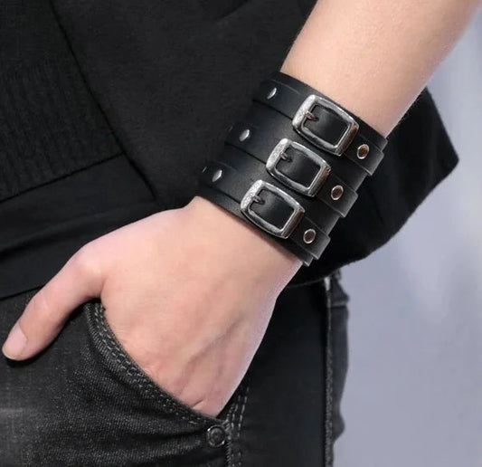 Funki Findz | Bracelets | Unisex Leather Buckle Clip Wristbands